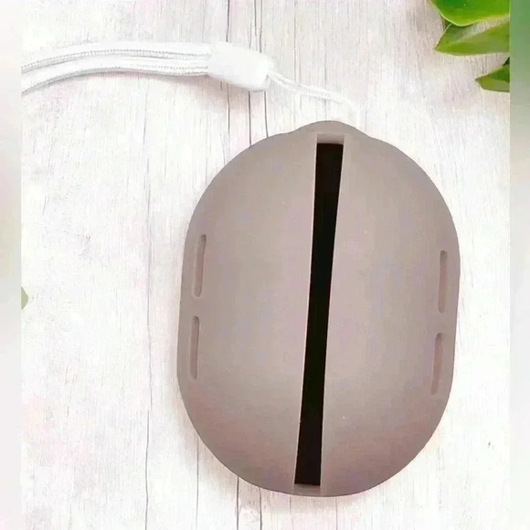 Makeup Sponge Holder Eco-Silicone Vented Blender Case Airy Hanging Gift Khaki - Picture 14 of 16